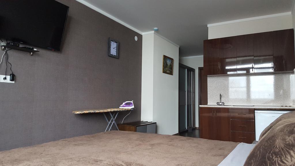Mimino Apartment Deluxe First Line Batumi Quarto foto